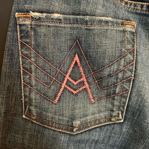 Seven Jeans with pink pocket detail
